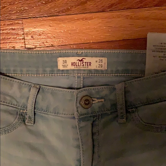 Light wash low rise jeans - Picture 2 of 3